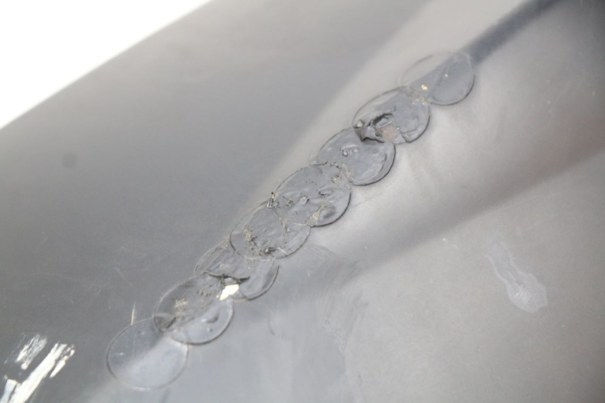 photo de RECHTER ACHTERZIJDE PEUGEOT KISBEE 4T 50 (2010 - 2017) - Bevestigingspunten