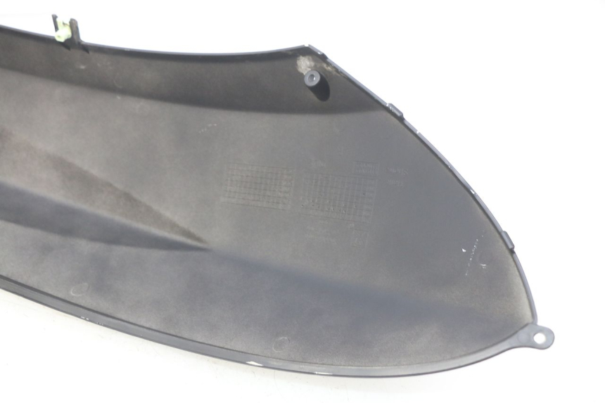 photo de RECHTER ACHTERZIJDE PEUGEOT KISBEE 4T 50 (2010 - 2017) - Markeringen en referenties