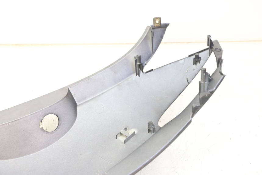 photo de RECHTER ACHTERZIJDE KYMCO GRAND DINK 125 (2008 - 2014) - Detail van het onderdeel