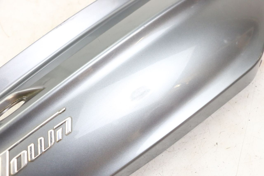 photo de RECHTER ACHTERZIJDE KYMCO X-TOWN XTOWN 125 (2016 - 2021) - Detail van het onderdeel