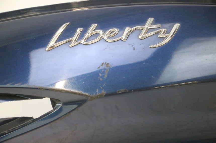 photo de RECHTER ACHTERZIJDE PIAGGIO LIBERTY IGET 4T 50 (2015 - 2020) - Zoom op componenten