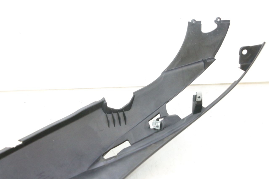 photo de RECHTER ACHTERZIJDE PIAGGIO LIBERTY IGET 4T 50 (2021 - 2025) - Markeringen en referenties