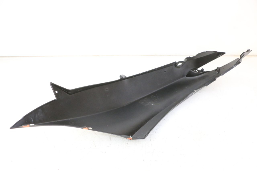 photo de RECHTER ACHTERZIJDE PIAGGIO MP3 HPE 310 (2024 - 2025) - Bevestigingspunten