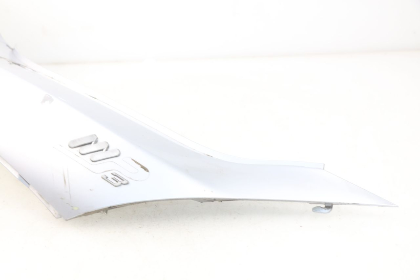 photo de RECHTER ACHTERZIJDE PIAGGIO MP3 125 (2006 - 2014) - Detail van het onderdeel