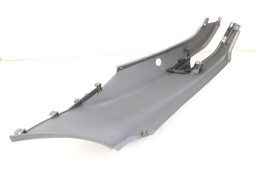 photo de RECHTER ACHTERZIJDE PIAGGIO MP3 500 (2014 - 2017) - Overzicht