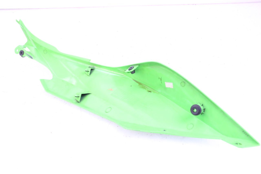 photo de RECHTER ACHTERZIJDE KAWASAKI NINJA 400 (2018 - 2023) - Zoom op gebruiksstaat