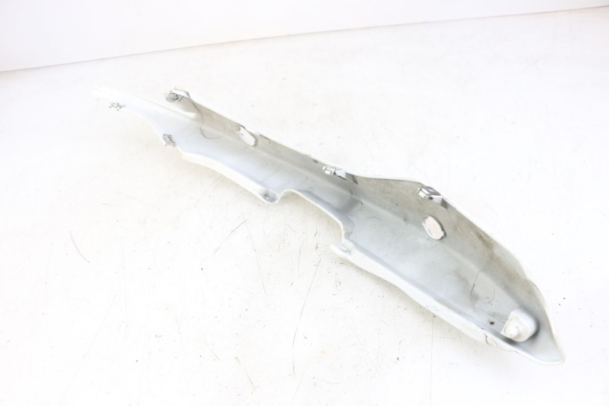 photo de RECHTER ACHTERZIJDE MOTO GUZZI NORGE 8V GT 1200 (2011 - 2016) - Zoom op gebruiksstaat