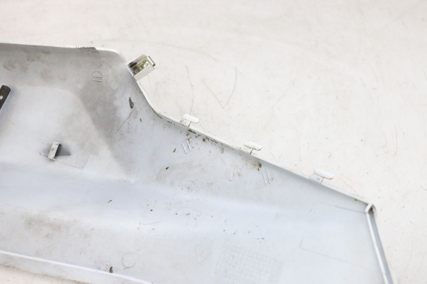 photo de RECHTER ACHTERZIJDE SYM ORBIT 2 50 (2008 - 2014) - Bevestigingspunten