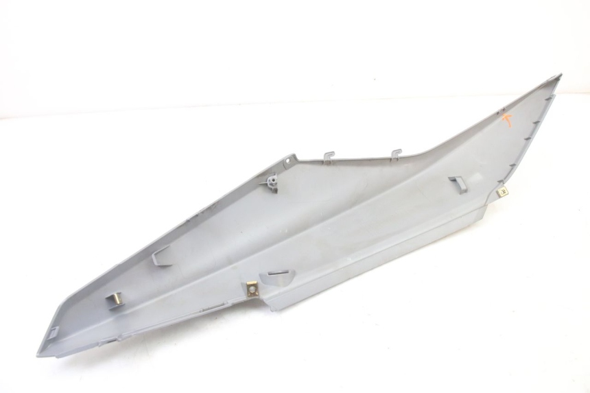 photo de RECHTER ACHTERZIJDE SYM ORBIT III 3 4T 50 (2021 - 2025) - Markeringen en referenties