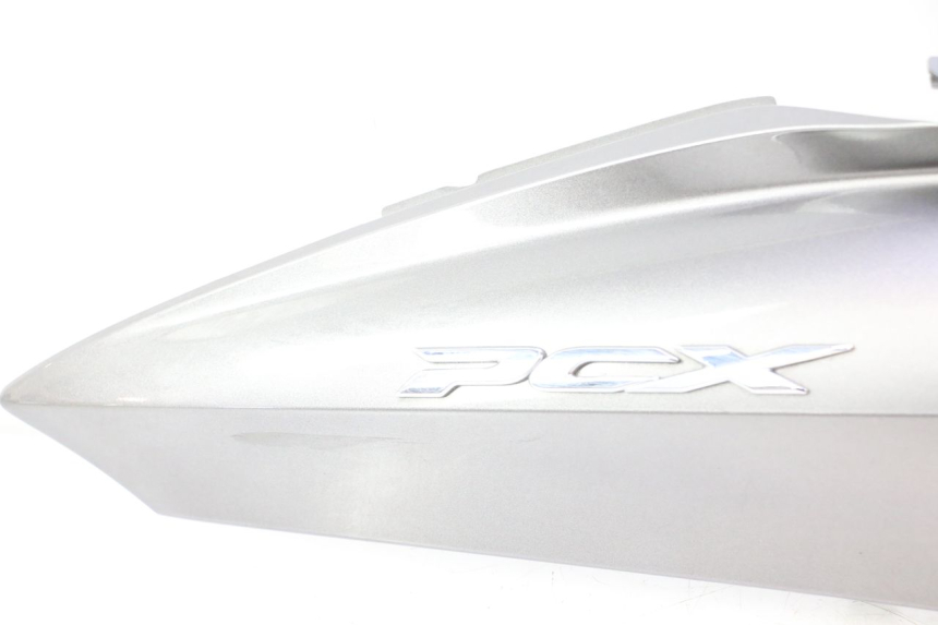 photo de RECHTER ACHTERZIJDE HONDA PCX (JF28) 125 (2009 - 2011) - Focus op structuur