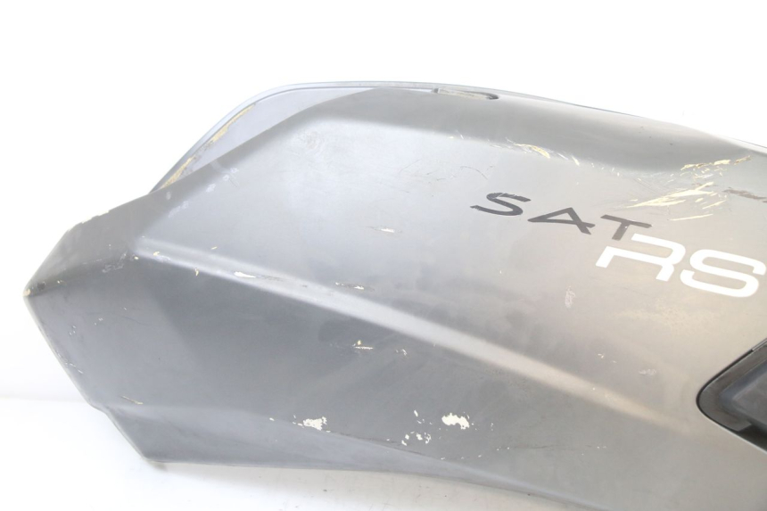 photo de RECHTER ACHTERZIJDE PEUGEOT SATELIS 125 (2013 - 2018) - Detail van het onderdeel