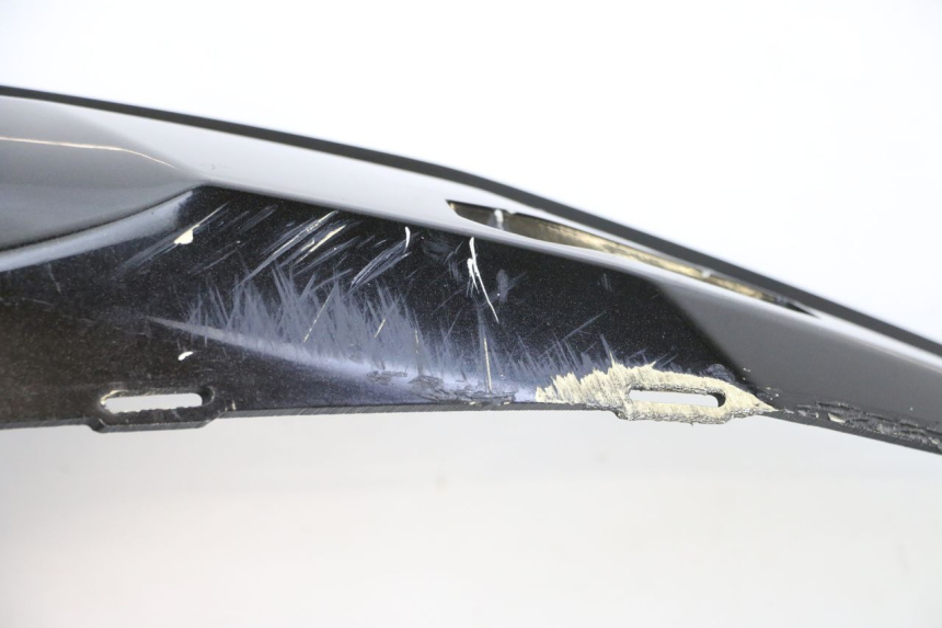 photo de RECHTER ACHTERZIJDE PEUGEOT SATELIS COMPRESSOR K15 125 (2006 - 2009) - Focus op structuur