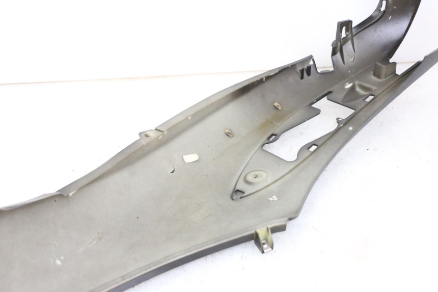 photo de RECHTER ACHTERZIJDE PIAGGIO BEVERLY 125 (1998 - 2005) - Zoom op gebruiksstaat