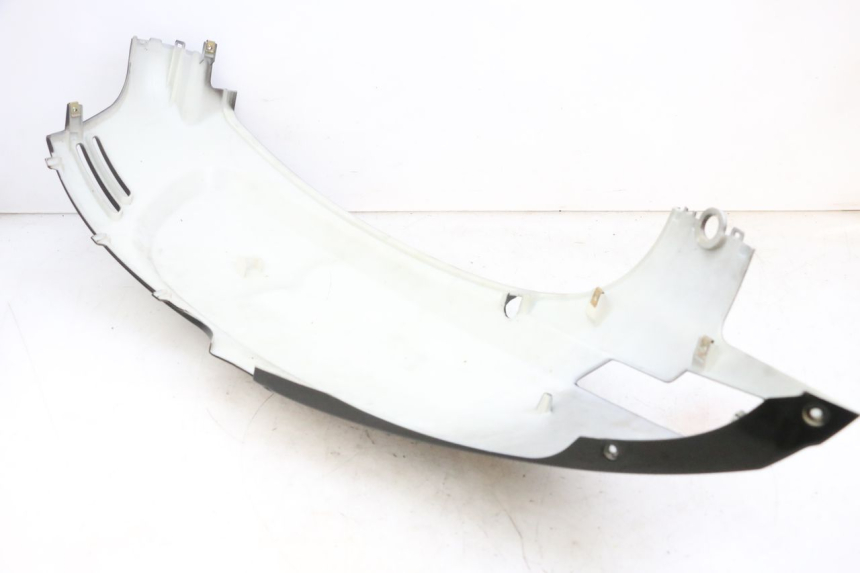 photo de RECHTER ACHTERZIJDE EFUN PUSA 1 - Zoom op gebruiksstaat