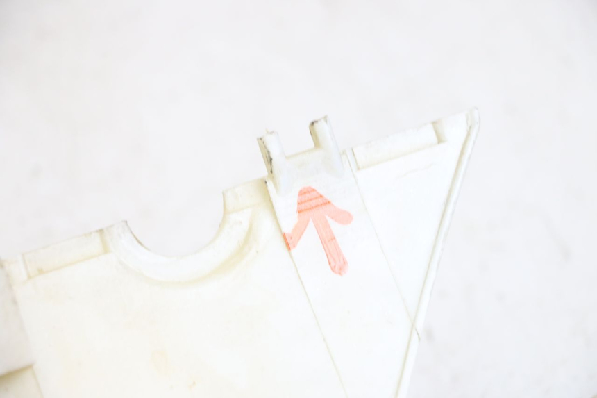 photo de RECHTER ACHTERZIJDE EUROCKA R8 4T 50 (2013 - 2022) - Bevestigingspunten