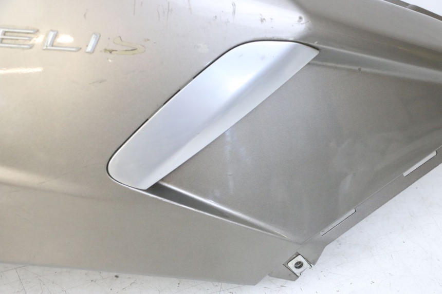 photo de RECHTER ACHTERZIJDE PEUGEOT SATELIS 125 (2013 - 2018) - Zoom op componenten