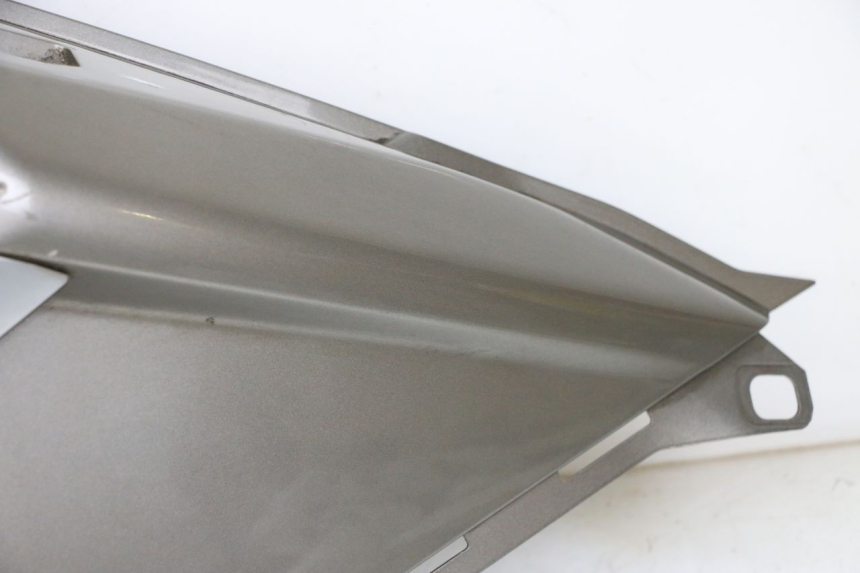 photo de RECHTER ACHTERZIJDE PEUGEOT SATELIS 125 (2013 - 2018) - Detailaanzicht