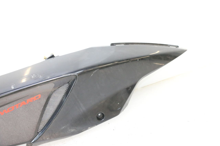 photo de RECHTER ACHTERZIJDE APRILIA SR MOTARD 50 (2012 - 2018) - Zoom op gebruiksstaat