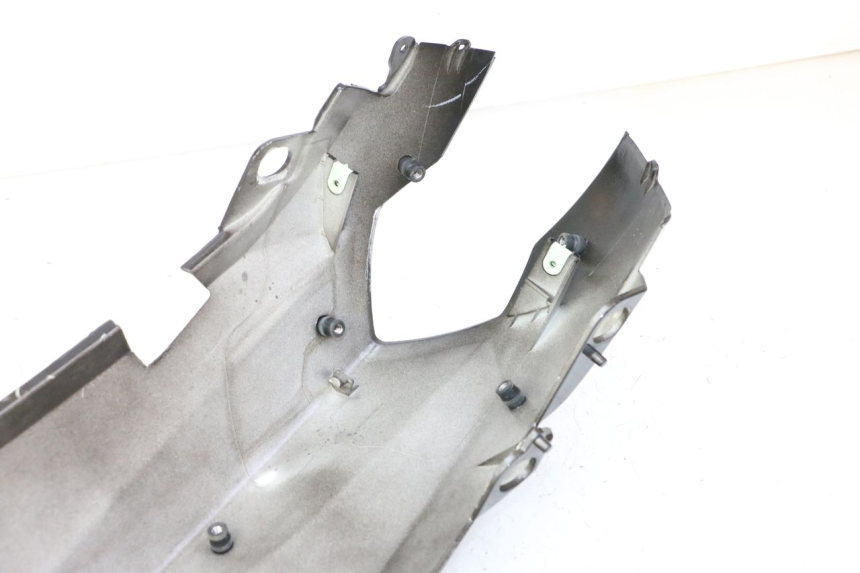 photo de RECHTER ACHTERZIJDE PEUGEOT STREETZONE I NAKED 2T 50 (2018 - 2020) - Zoom op gebruiksstaat