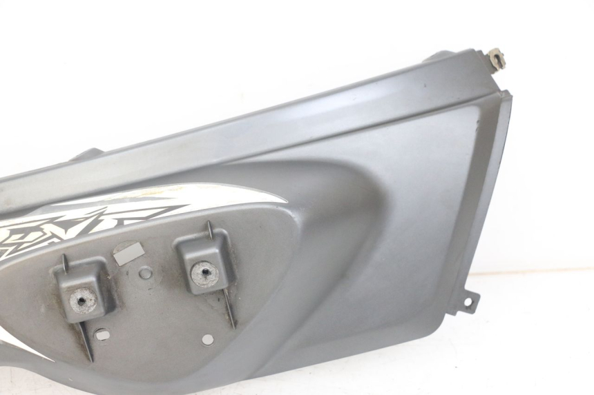 photo de RECHTER ACHTERZIJDE MBK STUNT NAKED 50 (2004 - 2018) - Markeringen en referenties