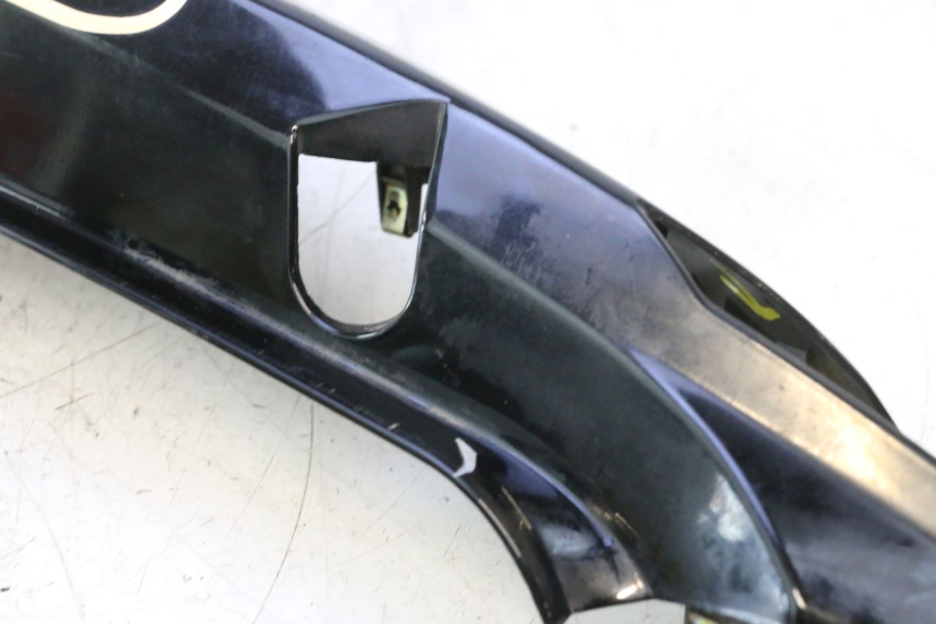 photo de RECHTER ACHTERFLANK KYMCO SUPER 8 2T 50 (2007 - 2013) - Bevestigingspunten