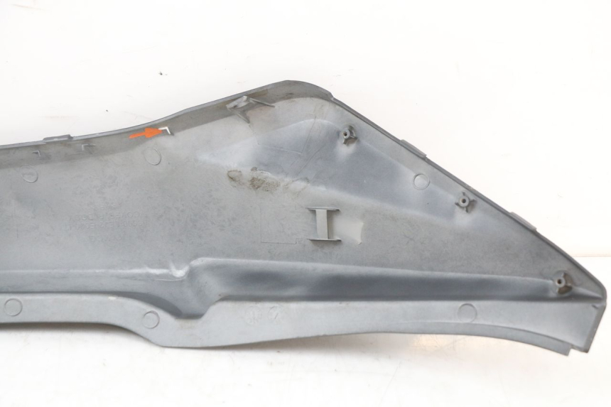 photo de RECHTER ACHTERZIJDE KYMCO SUPER 8 4T 50 (2018 - 2020) - Staat van het oppervlak