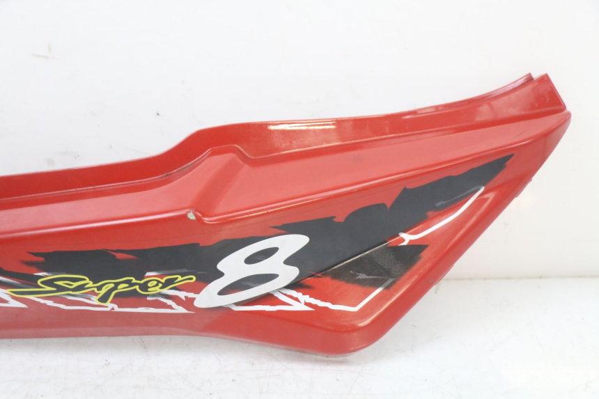 photo de RECHTER ACHTERZIJDE KYMCO SUPER 8 125 (2008 - 2015) - Zoom op gebruiksstaat