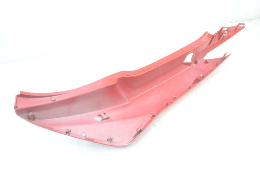 photo de RECHTER ACHTERZIJDE KYMCO SUPER 8 125 (2008 - 2015) - Bevestigingspunten