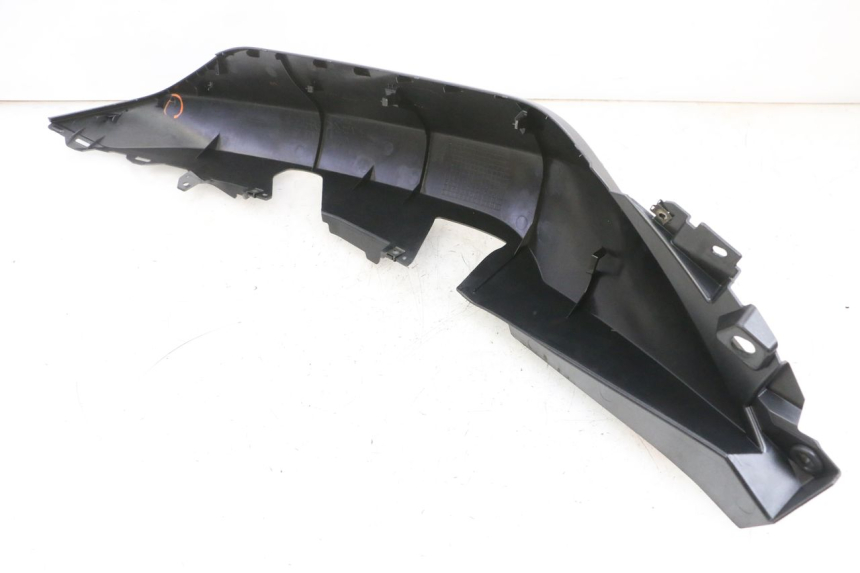 photo de RECHTER ACHTERZIJDE YAMAHA TRICITY 300 (2020 - 2024) - Bevestigingspunten