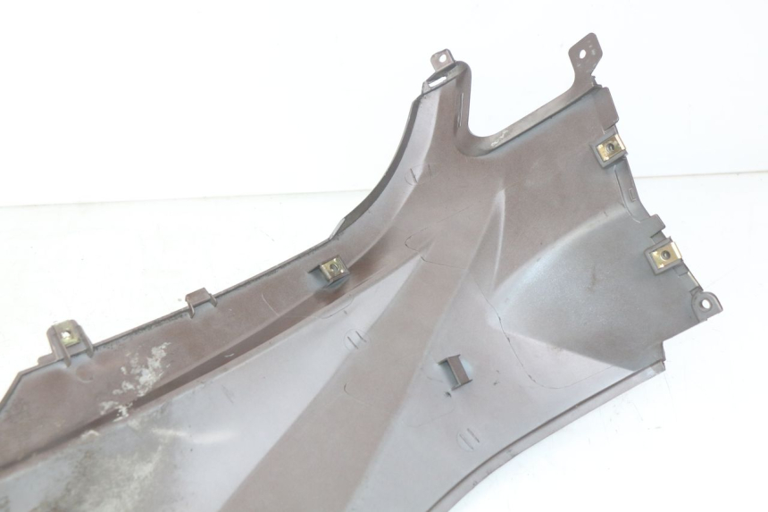 photo de RECHTER ACHTERZIJDE PEUGEOT TWEET 4T 50 (2010 - 2014) - Bevestigingspunten