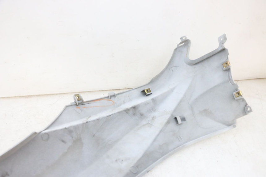 photo de RECHTER ACHTERZIJDE PEUGEOT TWEET PRO EFI 4T 50 (2021 - 2022) - Andere kijkhoek