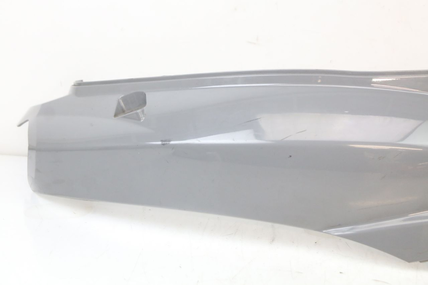 photo de RECHTER ACHTERZIJDE PEUGEOT TWEET 125 (2018 - 2021) - Zoom op gebruiksstaat