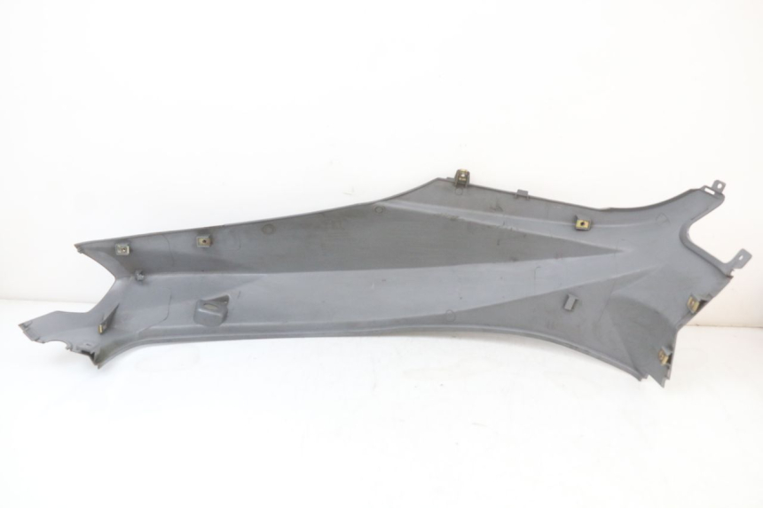 photo de RECHTER ACHTERZIJDE PEUGEOT TWEET 125 (2018 - 2021) - Technische close-up