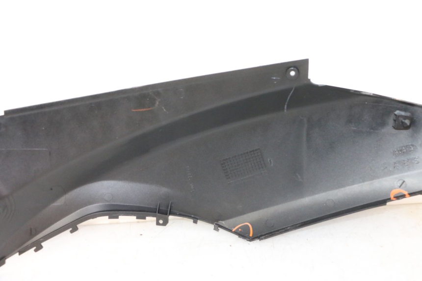 photo de RECHTER ACHTERZIJDE MBK WAAP 125 (2008 - 2013) - Bevestigingspunten