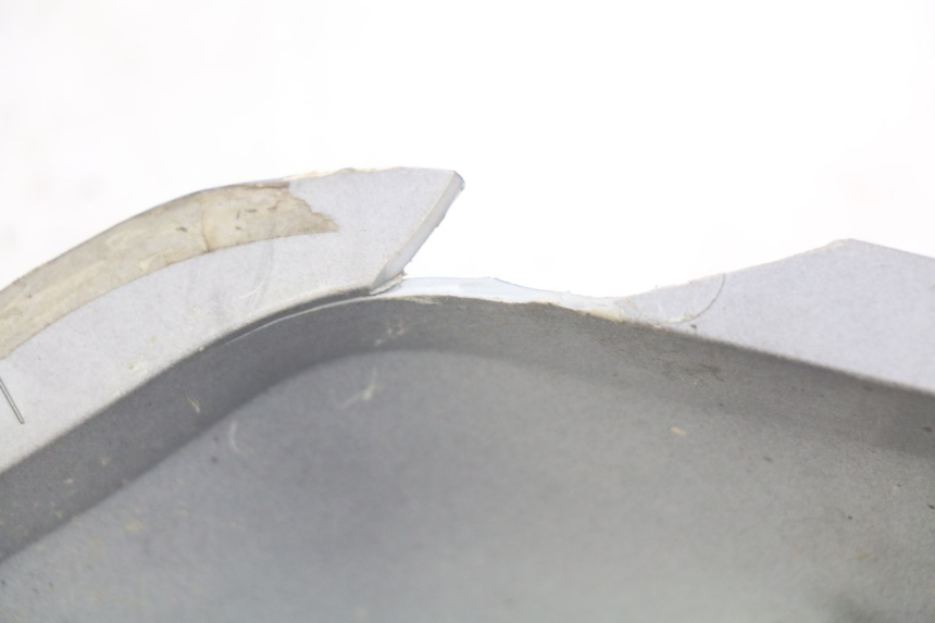 photo de RECHTER ACHTERZIJDE SYM WOLF SB 125 (2011 - 2018) - Andere kijkhoek