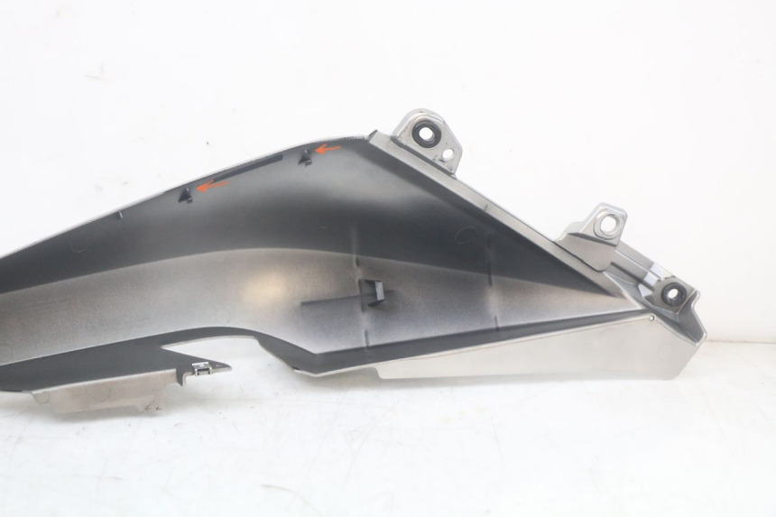 photo de RECHTER ACHTERZIJDE YAMAHA XMAX X-MAX ABS 125 (2017 - 2020) - Productaanzicht