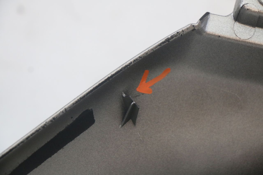 photo de RECHTER ACHTERZIJDE YAMAHA XMAX X-MAX ABS 125 (2017 - 2020) - Zoom op componenten