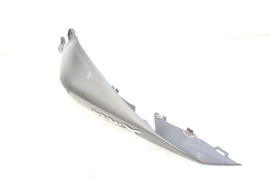 photo de RECHTER ACHTERZIJDE YAMAHA XMAX X-MAX 125 (2021 - 2025) - Andere kijkhoek