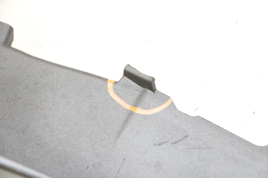 photo de RECHTER ACHTERZIJDE YAMAHA XMAX X-MAX 125 (2021 - 2025) - Technische close-up