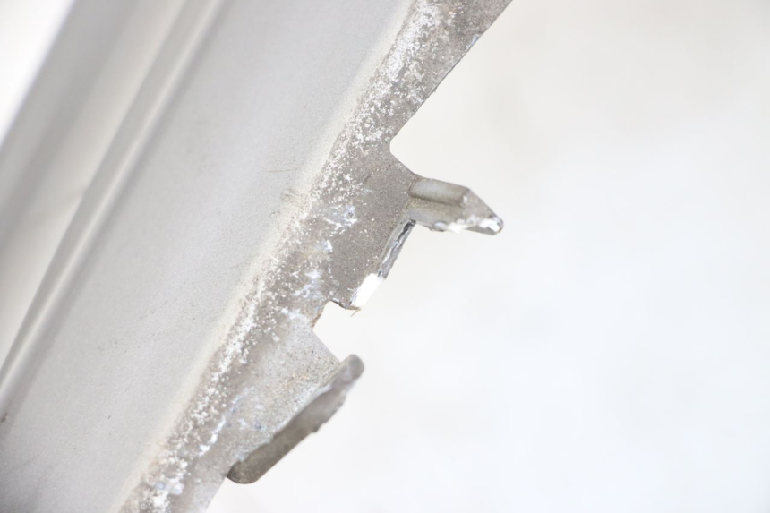 photo de RECHTER ACHTERZIJDE PIAGGIO X10 125 (2012 - 2017) - Zoom op gebruiksstaat