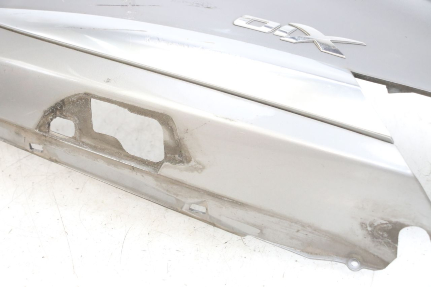 photo de RECHTER ACHTERZIJDE PIAGGIO X10 125 (2012 - 2017) - Markeringen en referenties