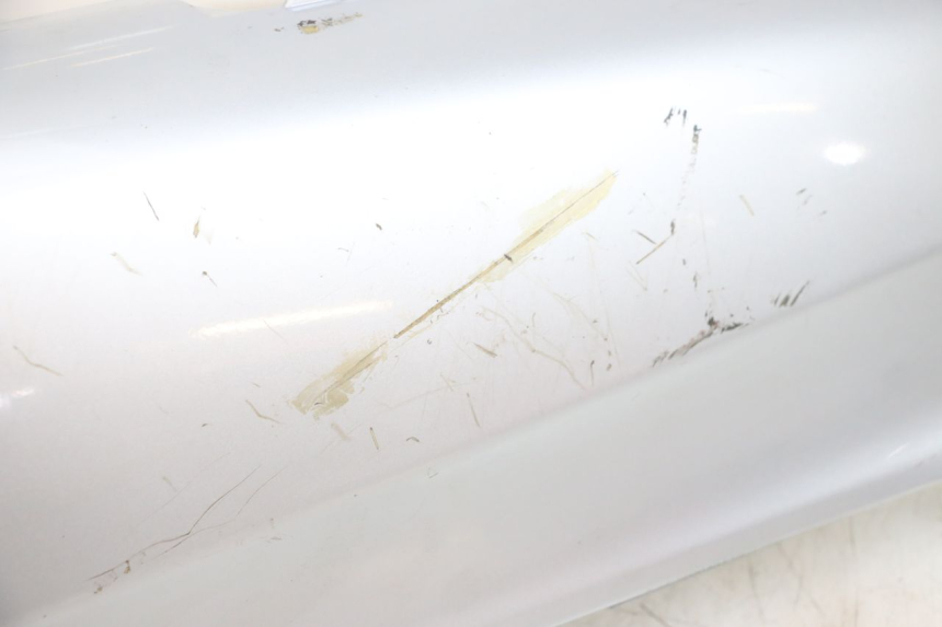 photo de RECHTER ACHTERZIJDE PIAGGIO X9 125 (2000 - 2003) - Detail van het onderdeel