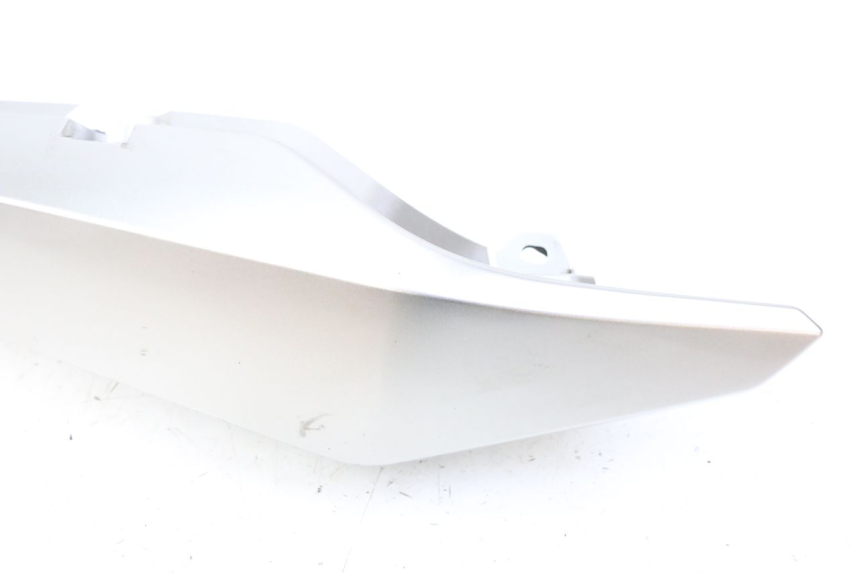 photo de RECHTER ACHTERZIJDE YAMAHA XJ6 600 (2008 - 2016) - Markeringen en referenties