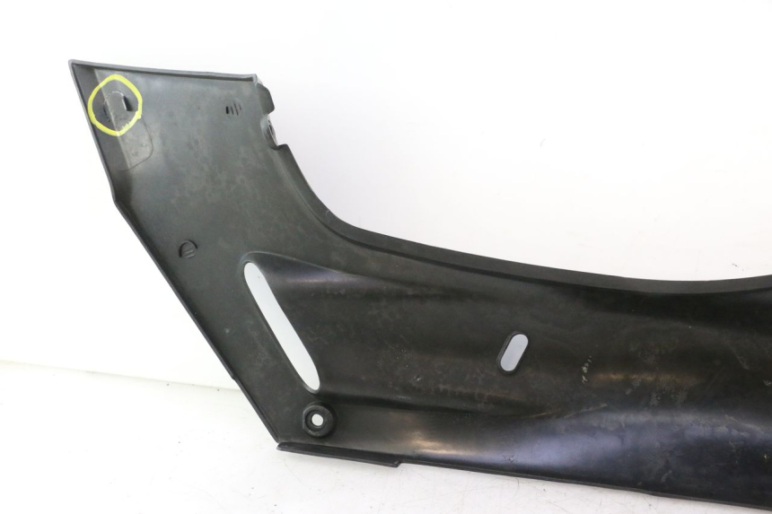 photo de RECHTER ACHTERZIJDE KAWASAKI ZZR 600 (1995 - 2004) - Zoom op componenten