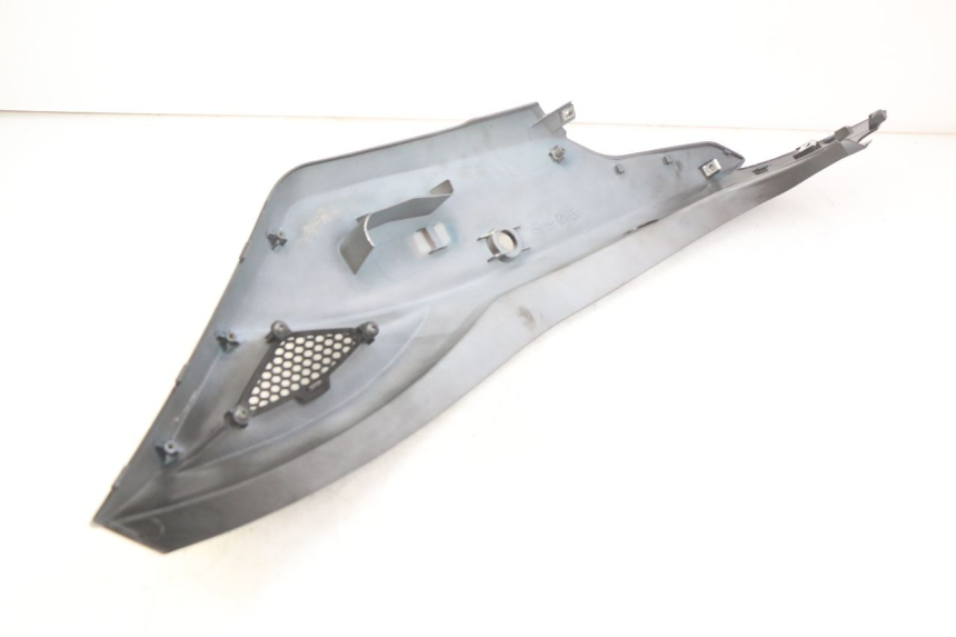 photo de LINKER ACHTERZIJDE KYMCO AGILITY 16+ 4T 50 (2018 - 2023) - Andere kijkhoek