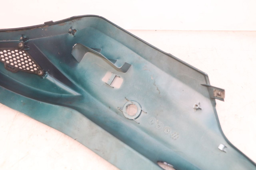 photo de LINKER ACHTERZIJDE KYMCO AGILITY 16+ 4T 50 (2018 - 2023) - Technische close-up