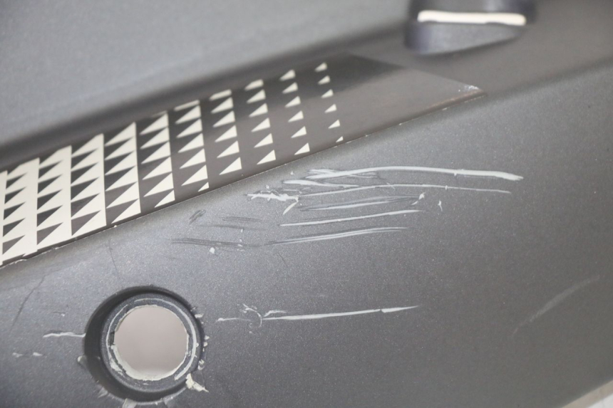 photo de LINKER ACHTERZIJDE PANEL KYMCO AGILITY 4T 50 (2018 - 2022) - Overzicht