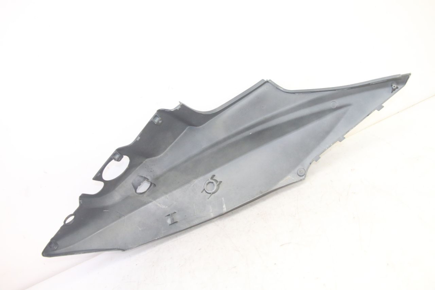 photo de LINKER ACHTERZIJDE PANEL KYMCO AGILITY 4T 50 (2018 - 2022) - Staat van het oppervlak