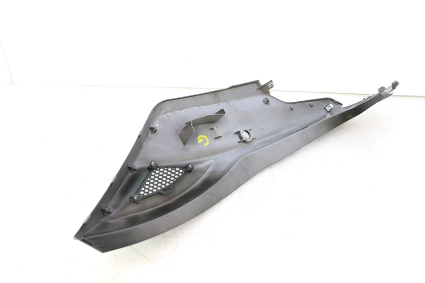 photo de ACHTERZIJDEKANT LINKS KYMCO AGILITY CITY 16P 125 (2015 - 2024) - Kenmerkende details