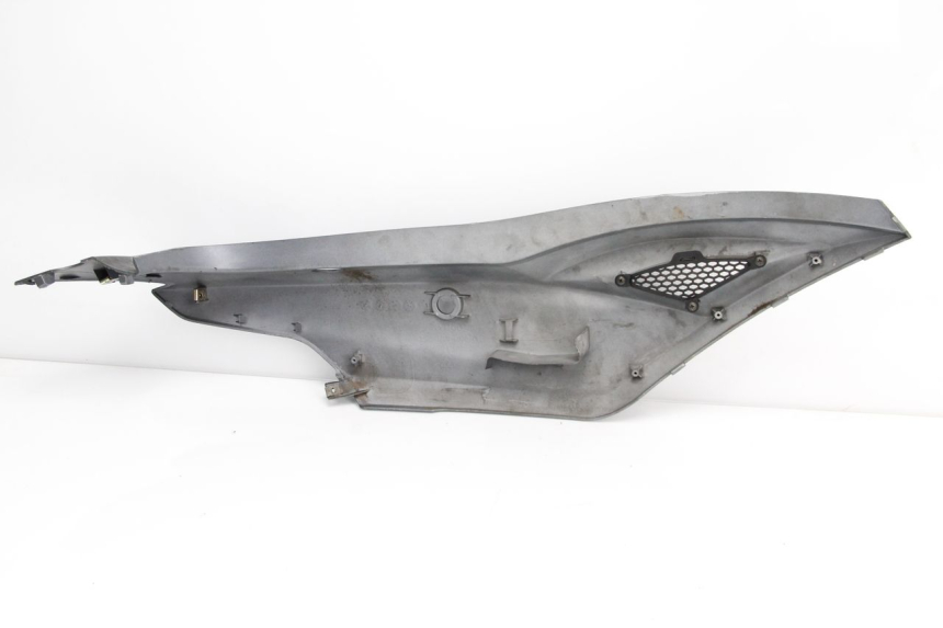 photo de LINKER ACHTERZIJDE PANEL KYMCO AGILITY CITY 2T 50 (2008 - 2016) - Detail van het onderdeel